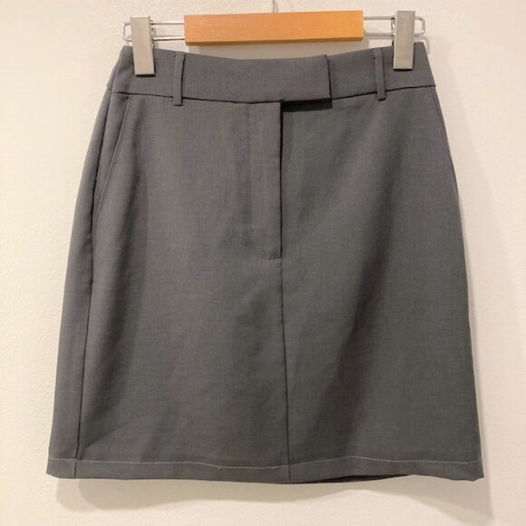 Dynamite Gray Mini Skirt - Picture 3 of 5
